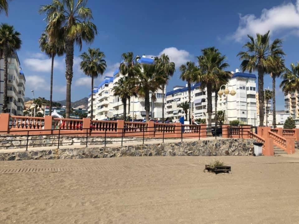 Luxury Beachfront Apartment In Benalmadena Costa Dış mekan fotoğraf