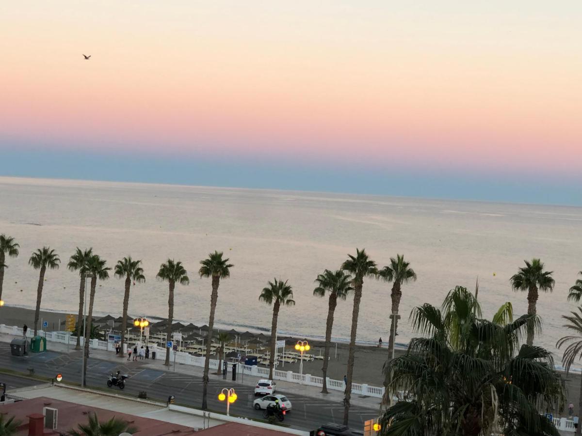 Luxury Beachfront Apartment In Benalmadena Costa Dış mekan fotoğraf
