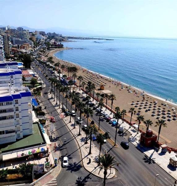 Luxury Beachfront Apartment In Benalmadena Costa Dış mekan fotoğraf
