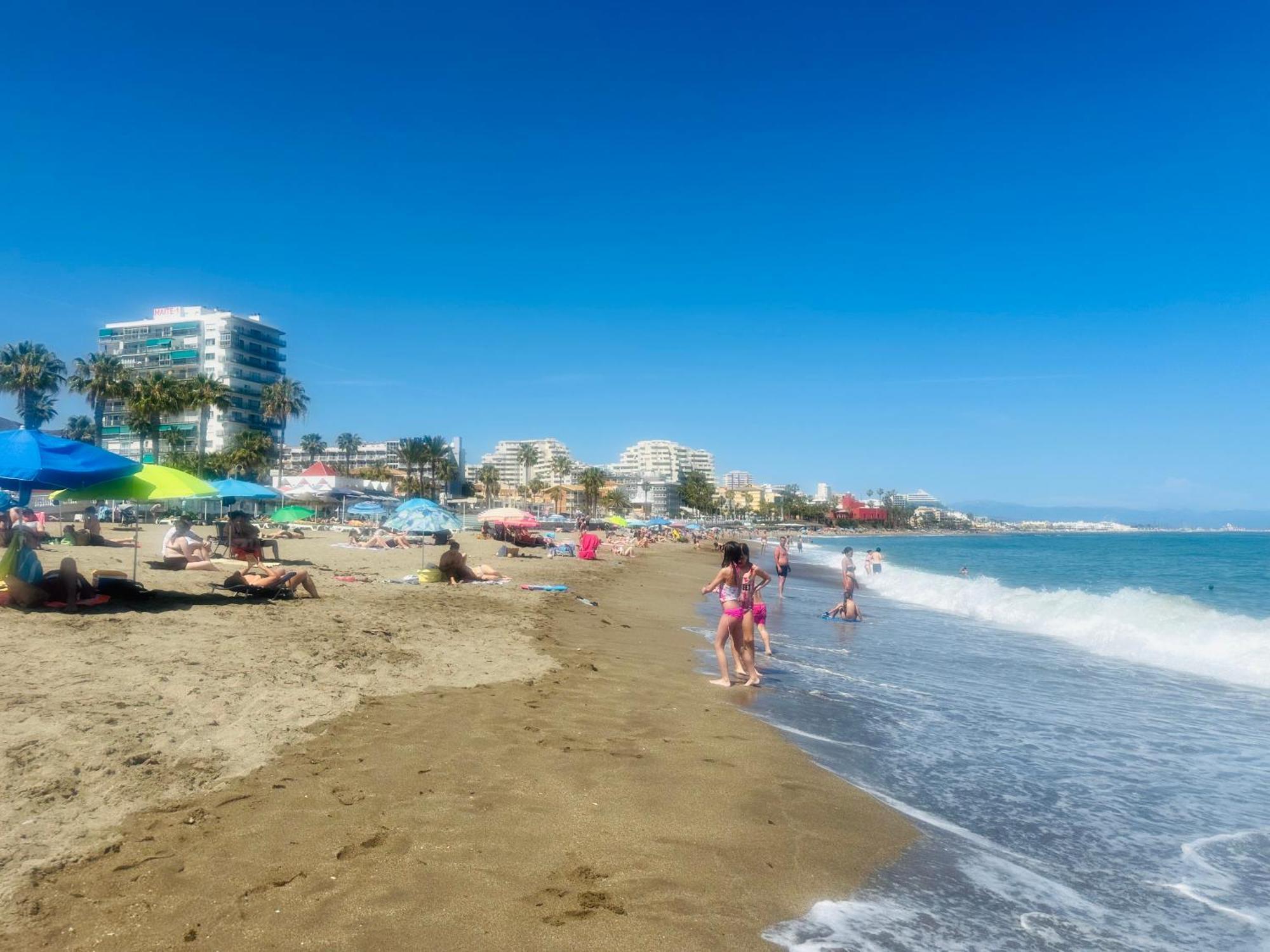 Luxury Beachfront Apartment In Benalmadena Costa Dış mekan fotoğraf