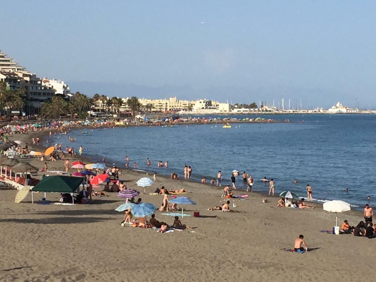 Luxury Beachfront Apartment In Benalmadena Costa Dış mekan fotoğraf
