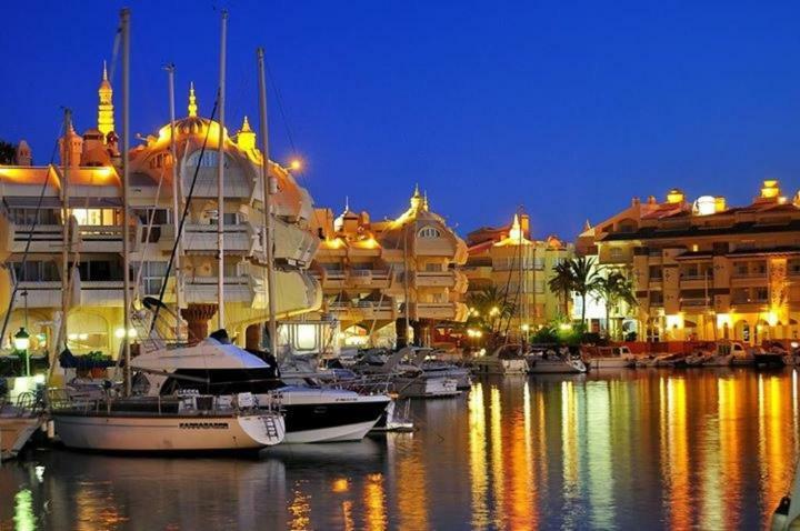 Luxury Beachfront Apartment In Benalmadena Costa Dış mekan fotoğraf